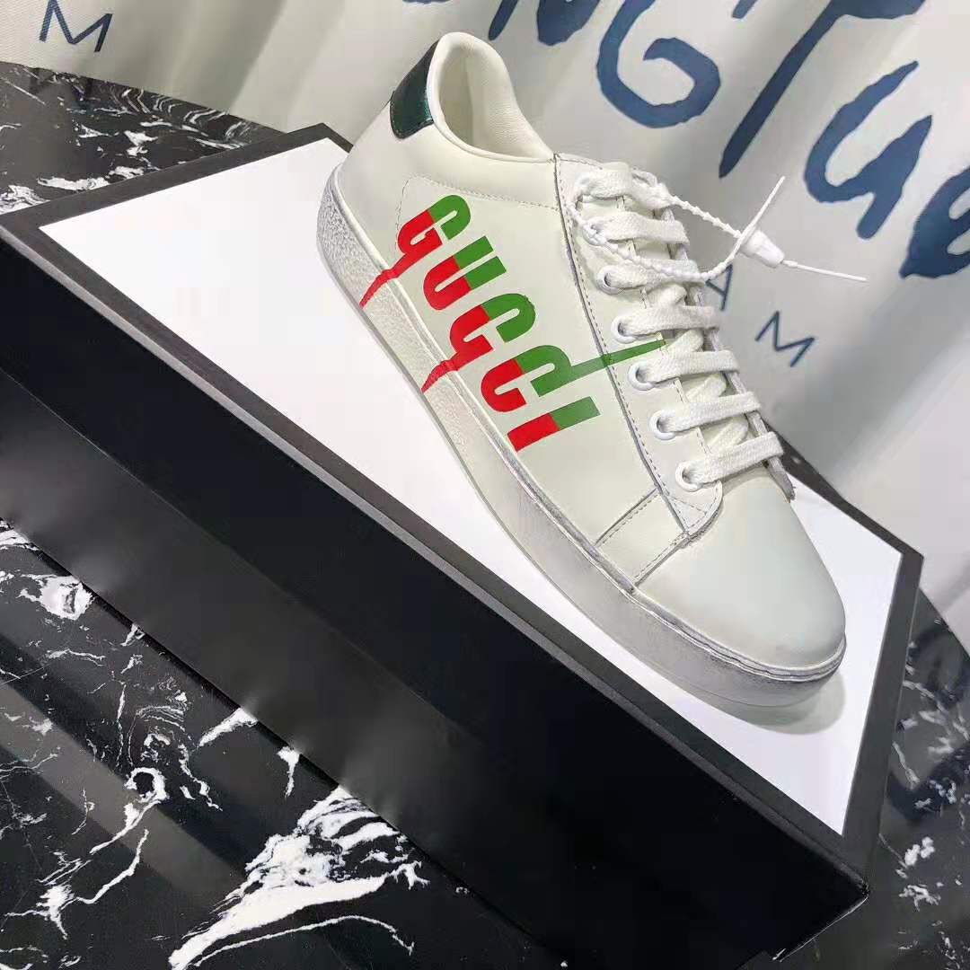 G*u*i men’s ace sneaker with G*u*i blade-green