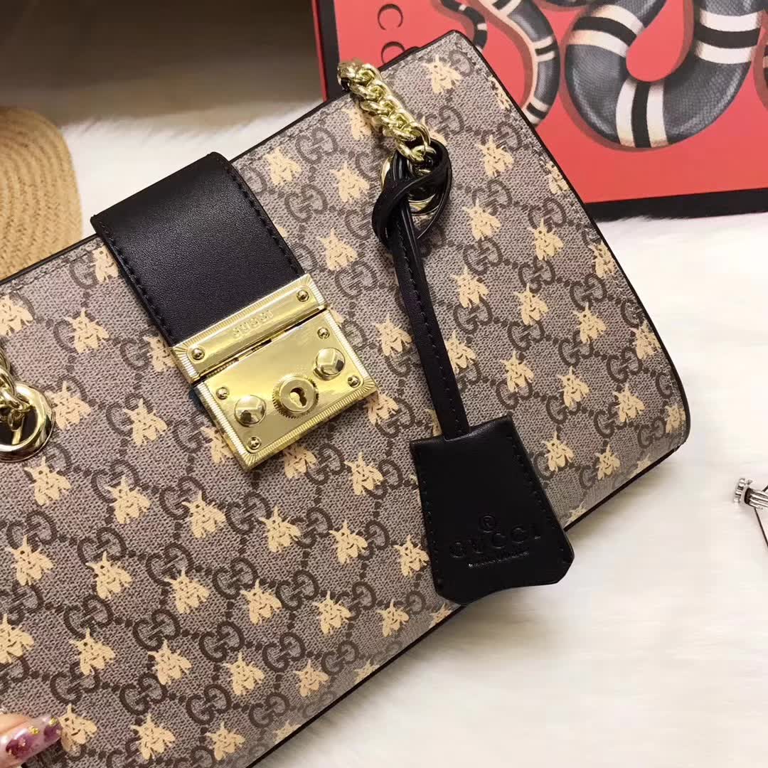 G*u*i padlock small gg supreme canvas shoulder bag with printed bees