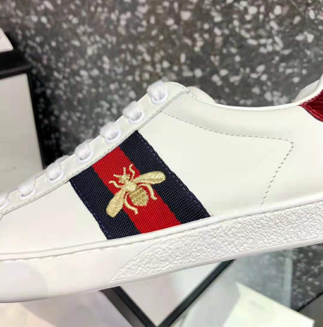 G*u*i unisex ace embroidered sneaker with iconic gold embroidered bee-white