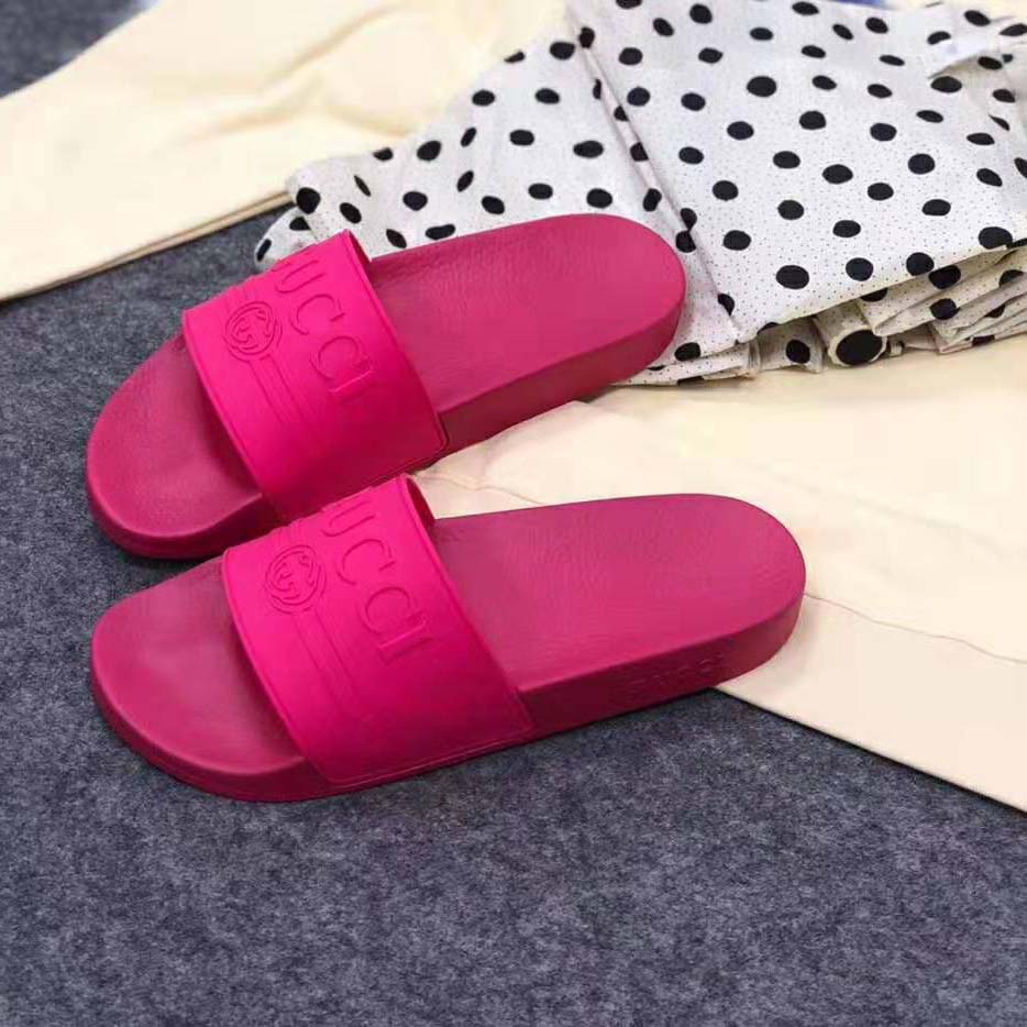 G*u*i unisex G*u*i logo rubber slide sandal-rose