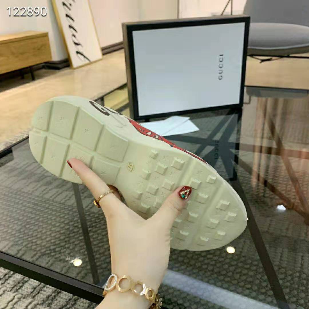G*u*i unisex rhyton sneaker with mouth print-beige