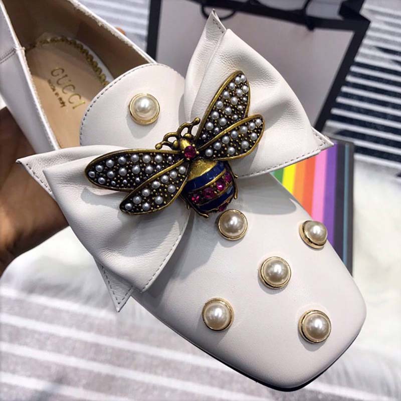 G*u*i women leather ballet flat with bow white