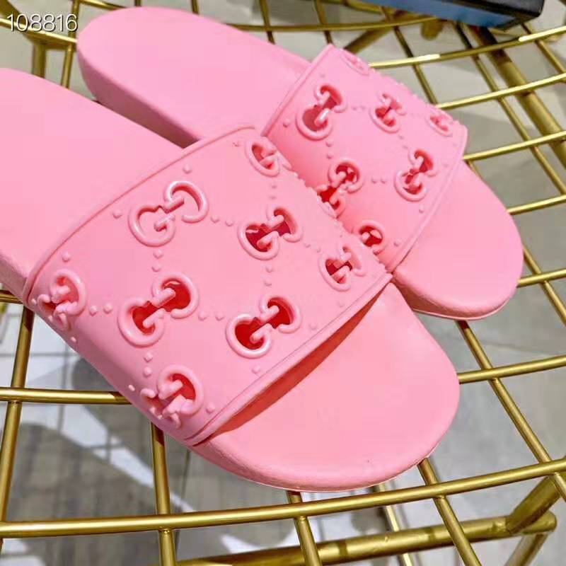 G*u*i women’s rubber gg slide sandal-pink