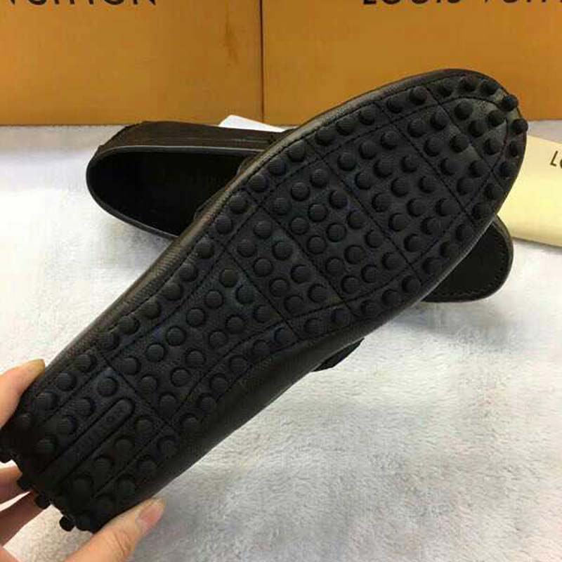 Louis Vuitton LV Men Hockenheim Moccasin Shoes Black