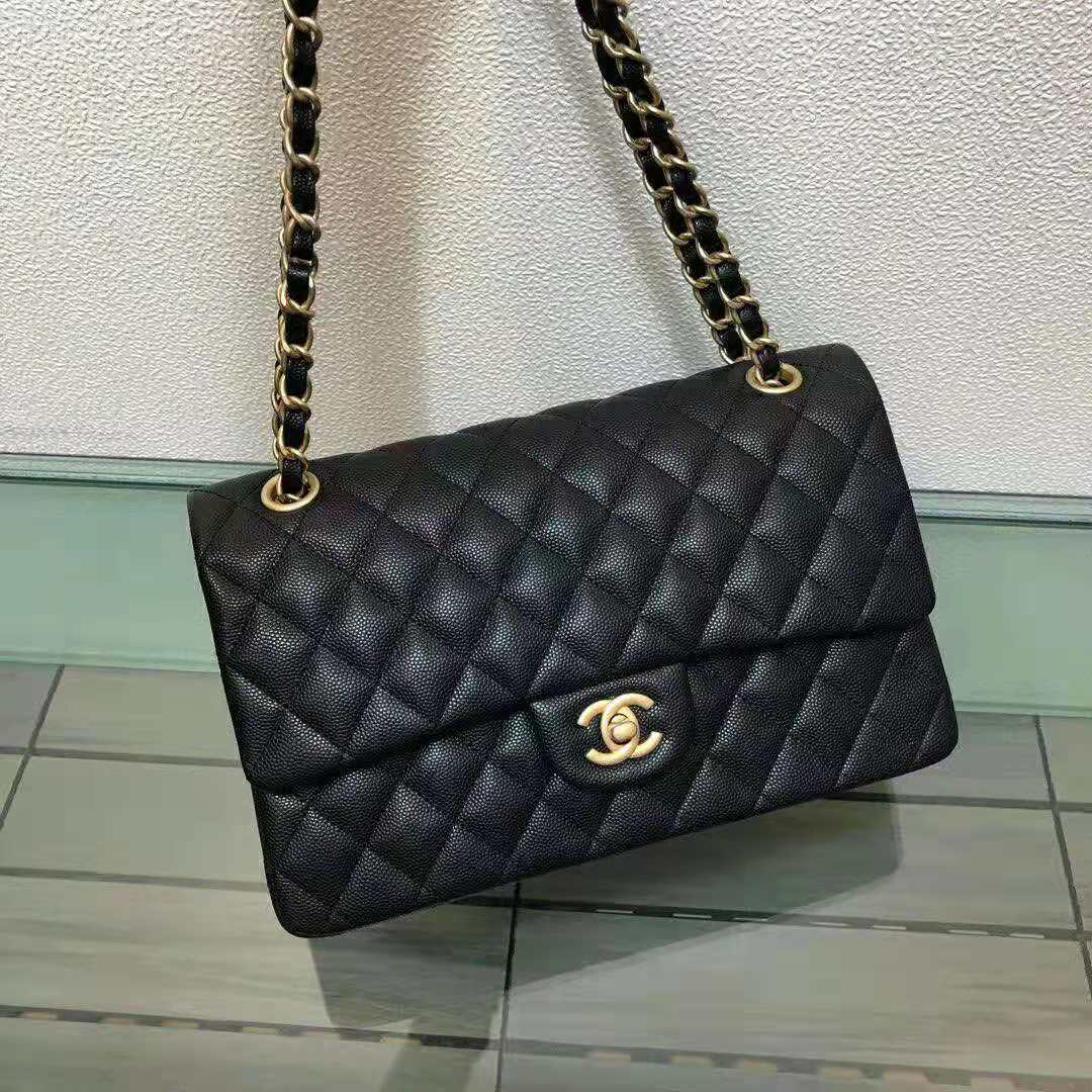 Chanel Women Classic Handbag in Grained Calfskin Leather-Black