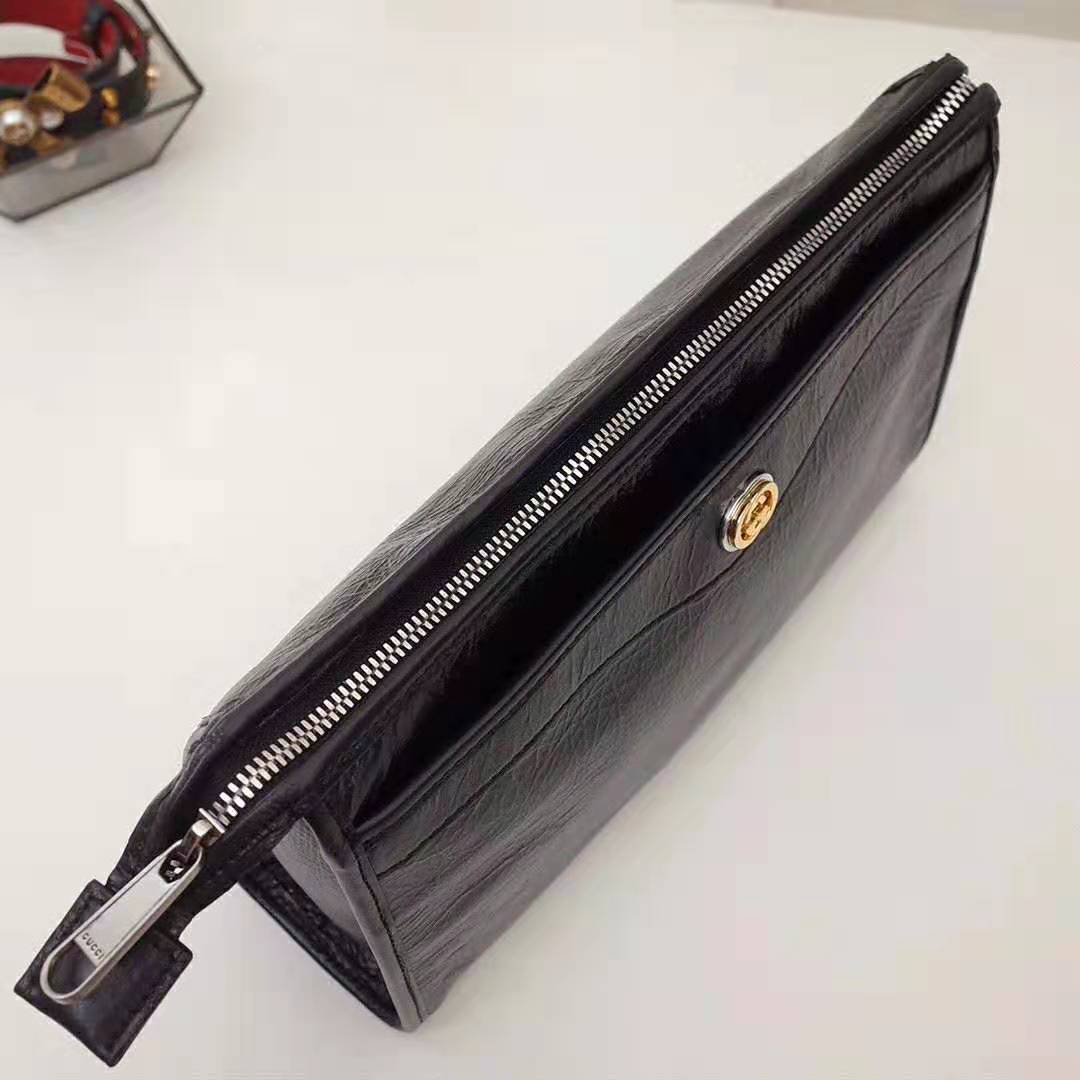 G*u*i gg men pouch with interlocking bag in black soft leather