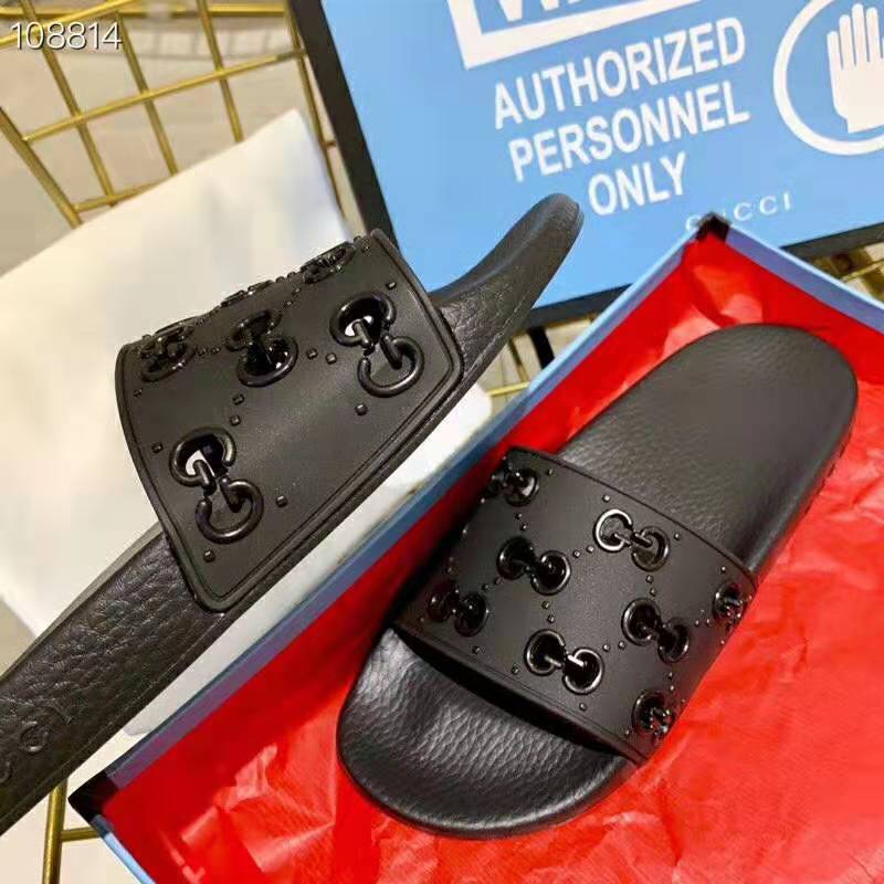 G*u*i men’s rubber gg slide sandal-black