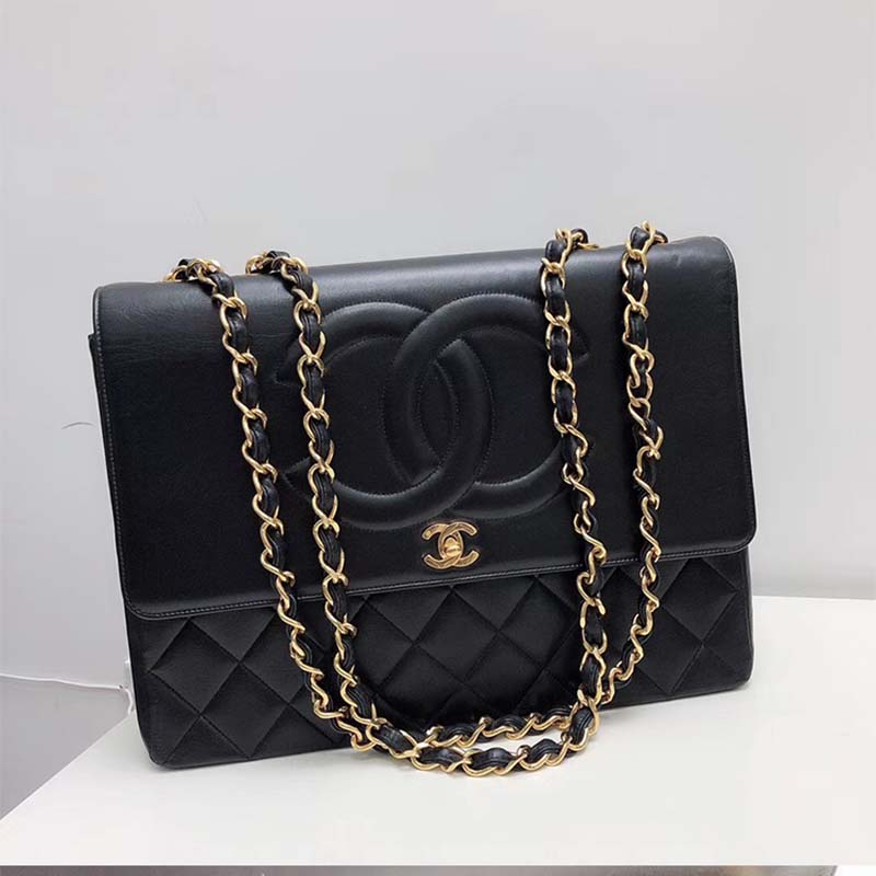 Chanel Women Vintage Maxi Flap Bag in Goatskin Leather-Black