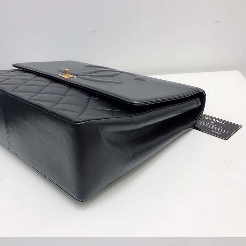 Chanel Women Vintage Maxi Flap Bag in Goatskin Leather-Black