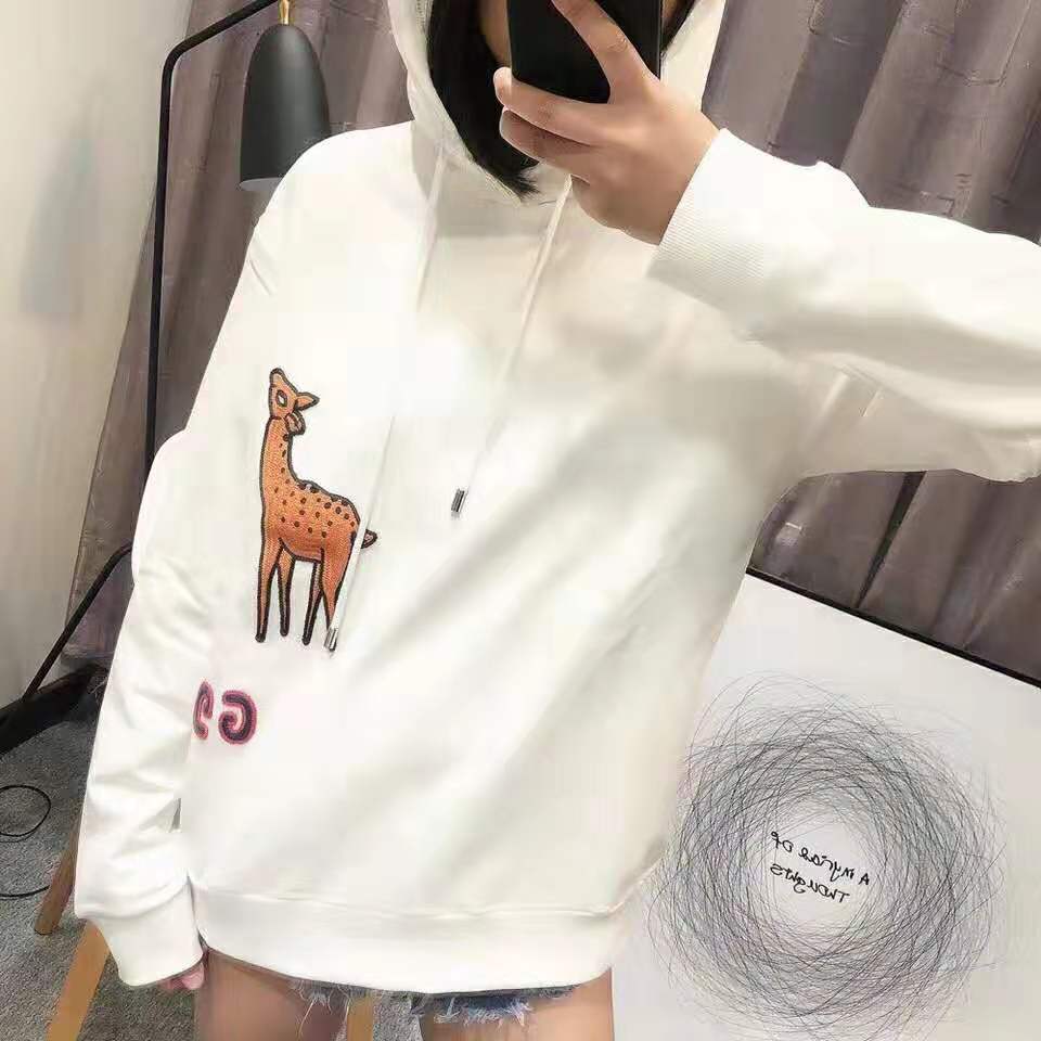 G*u*i women hooded sweatshirt with deer patch in 100% cotton-white