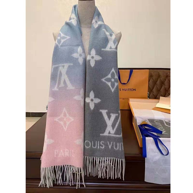 Louis Vuitton LV Women Reykjavik Gradient Cashmere Scarf with Iconic Monogram-Blue