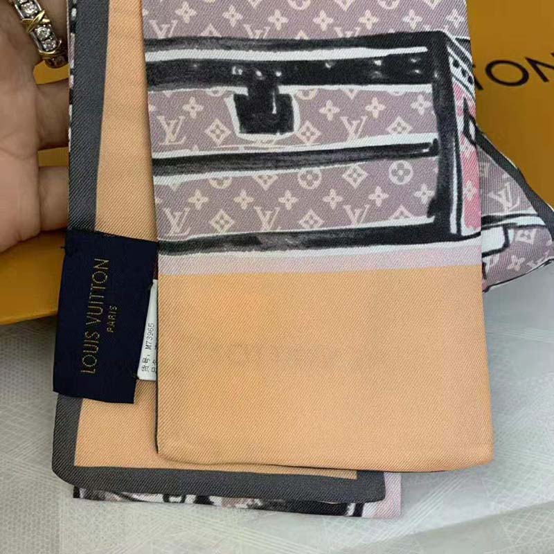 Louis Vuitton LV Women Trunks Bandeau with Trunks and Luggage Pattern-Pink