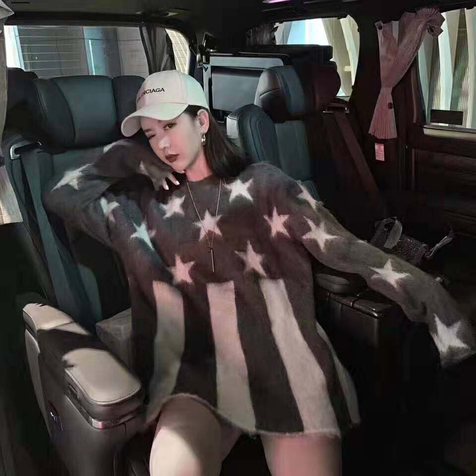 Louis Vuitton LV Women USA Flag Mohair Jacquard Crewneck Sweater-Grey