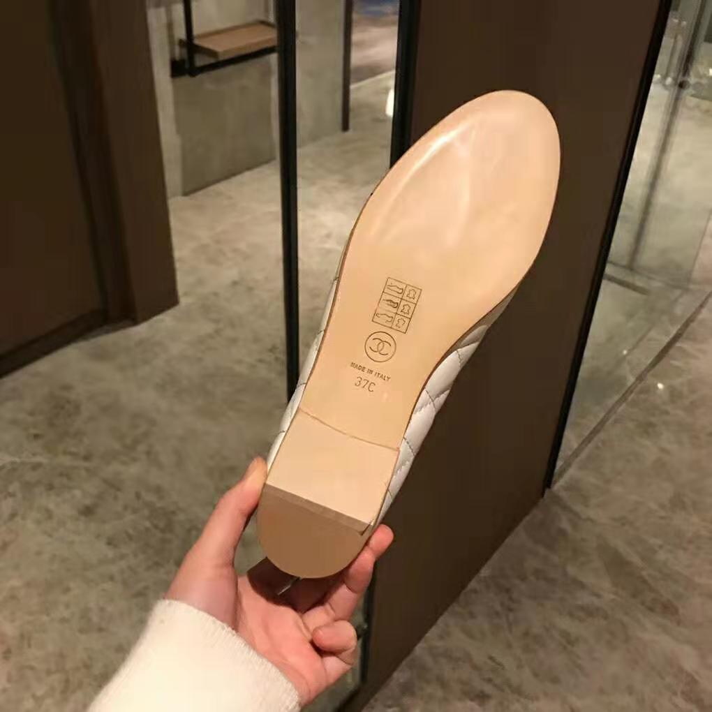 Chanel Women Ballerinas in Aged Calfskin Leather-Beige