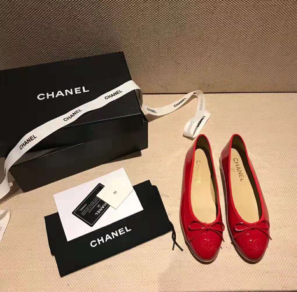 Chanel Women Ballerinas in Patent Calfskin Leather-Red