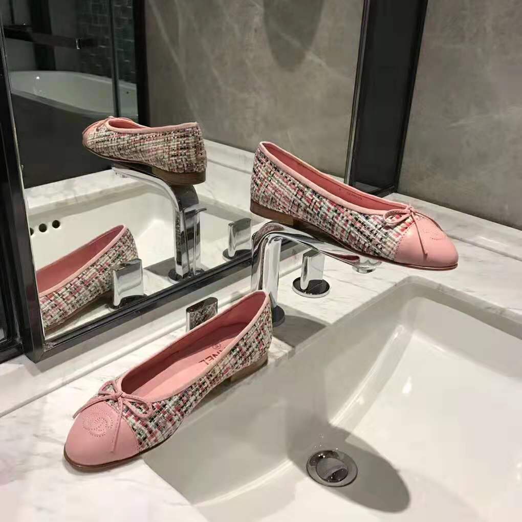 Chanel Women Ballerinas in Tweed Fabrics-Pink