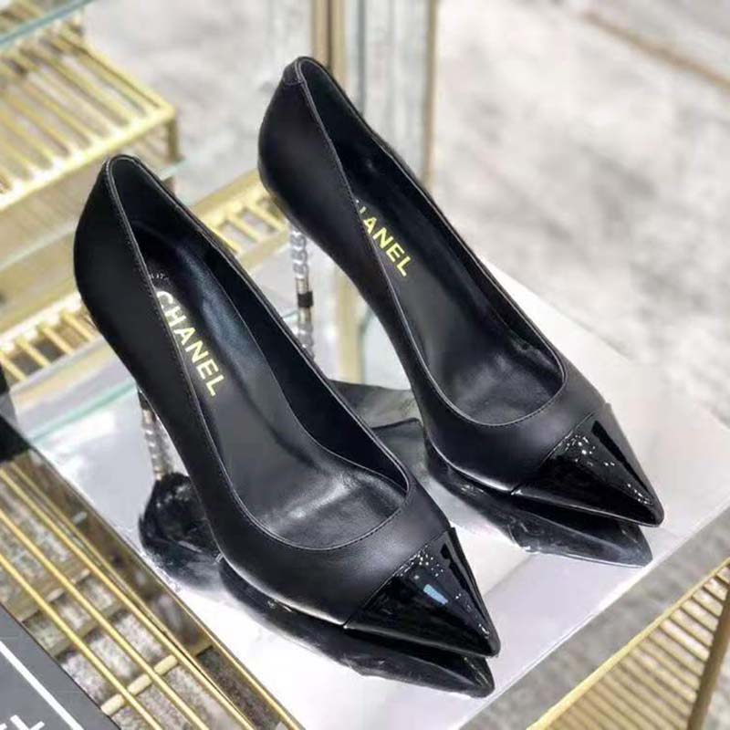Chanel Women Pumps Lambskin & Patent Calfskin 10 cm Heel-Black