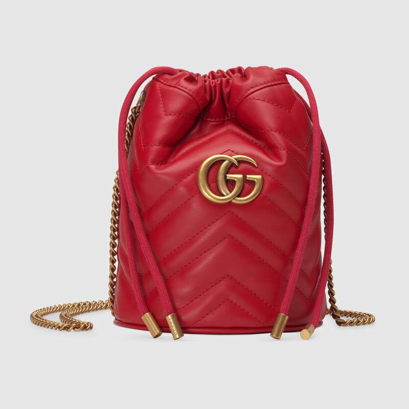 G*u*i gg women gg marmont mini bucket bag in matelassé chevron leather