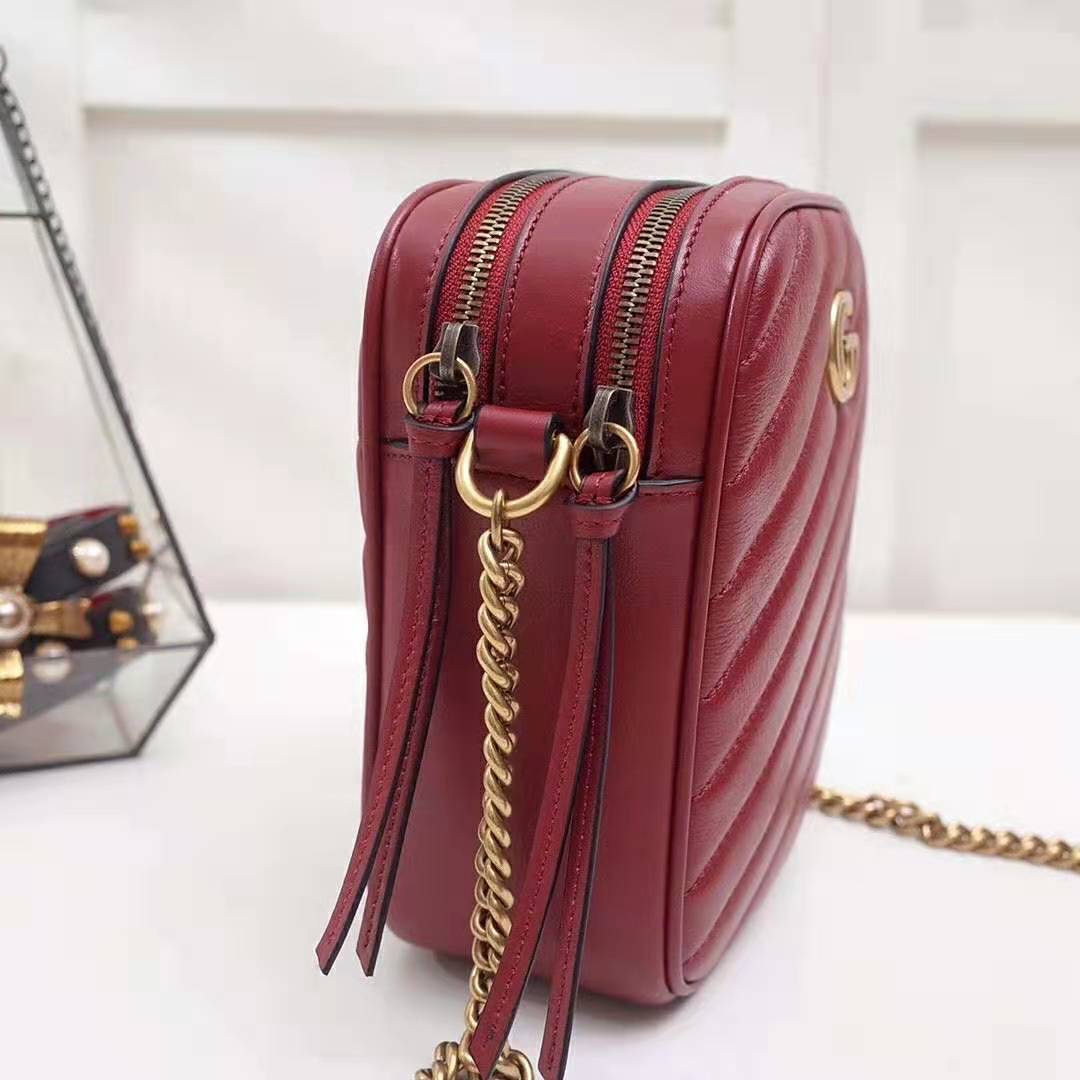 G*u*i gg women gg marmont mini shoulder bag in red matelassé leather