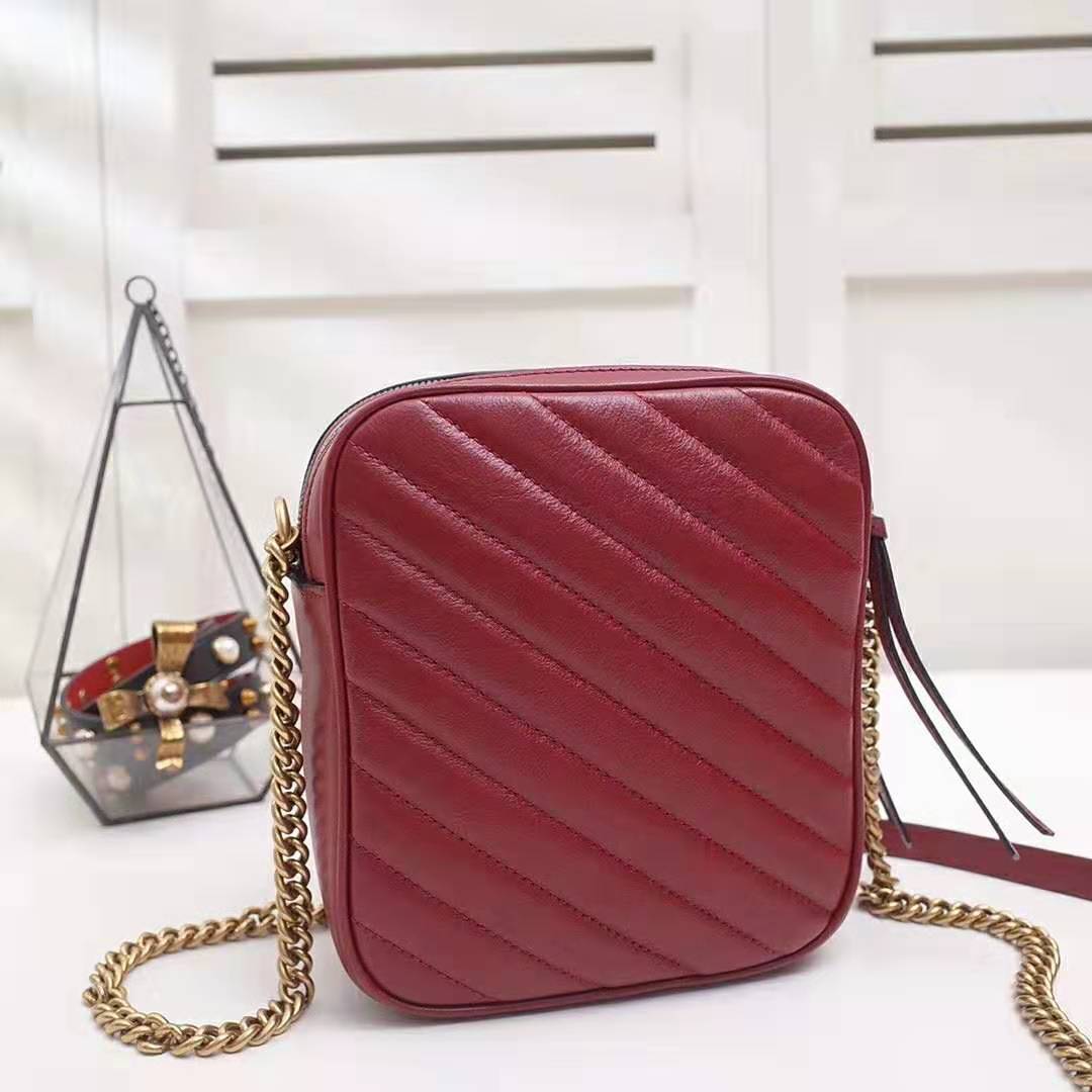G*u*i gg women gg marmont mini shoulder bag in red matelassé leather