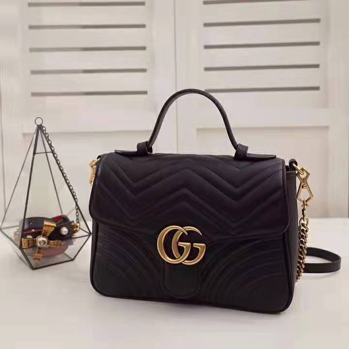 G*u*i gg women gg marmont small top handle bag in black matelassé chevron leather