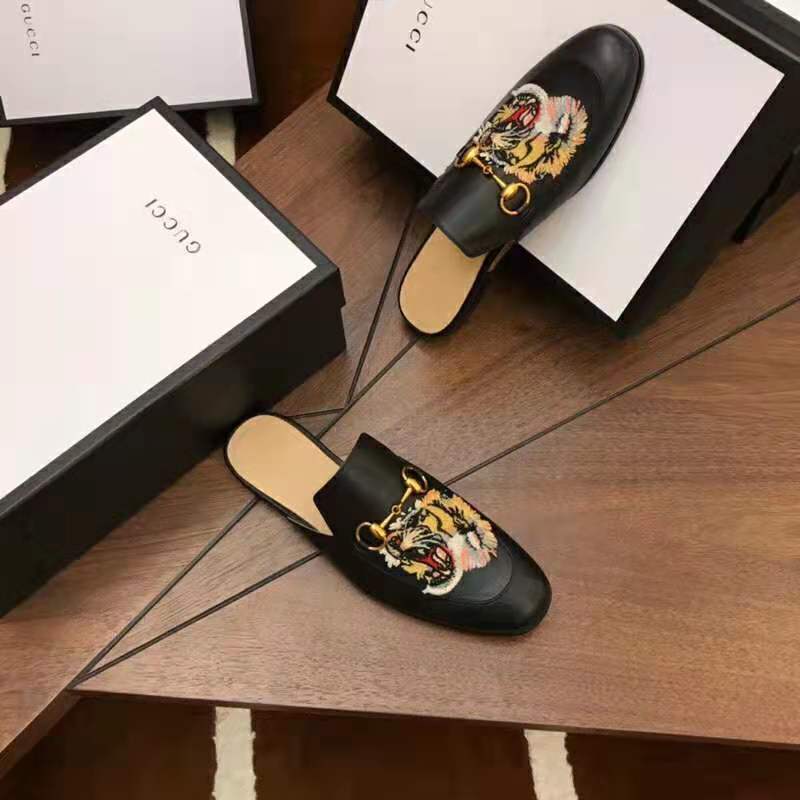 G*u*i men princetown embroidered leather slipper with tiger appliqué 1.27cm heel-black