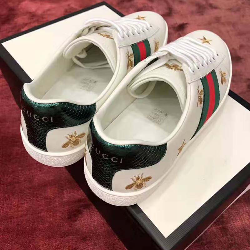 G*u*i men’s ace embroidered sneaker in white leather with bees and stars