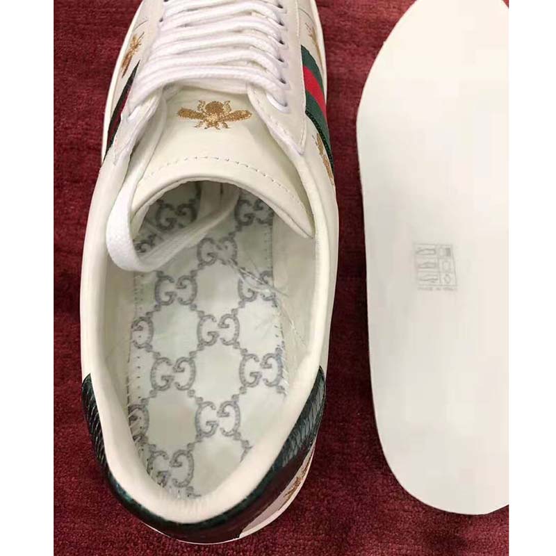 G*u*i men’s ace embroidered sneaker in white leather with bees and stars