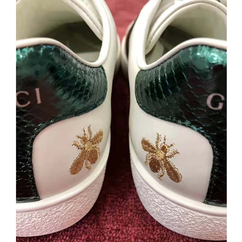 G*u*i men’s ace embroidered sneaker in white leather with bees and stars
