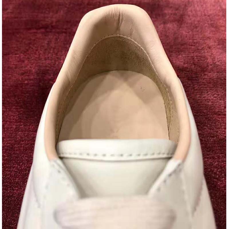 G*u*i unisex ace sneaker with G*u*i stripe in white leather rubber sole