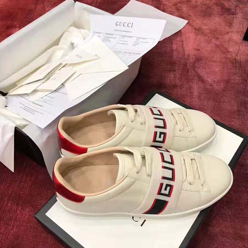 G*u*i unisex ace sneaker with G*u*i stripe in white leather rubber sole