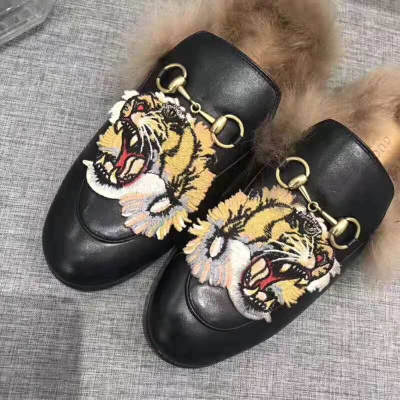 G*u*i unisex princetown slipper with tiger in lamb wool-black
