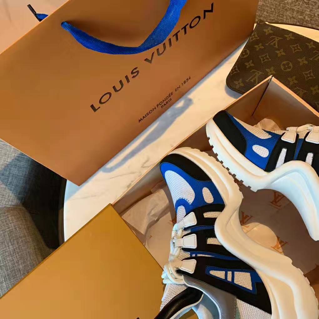 Louis Vuitton LV Unisex LV Archlight Sneaker in Calf Leather and Technical Fabric-Blue