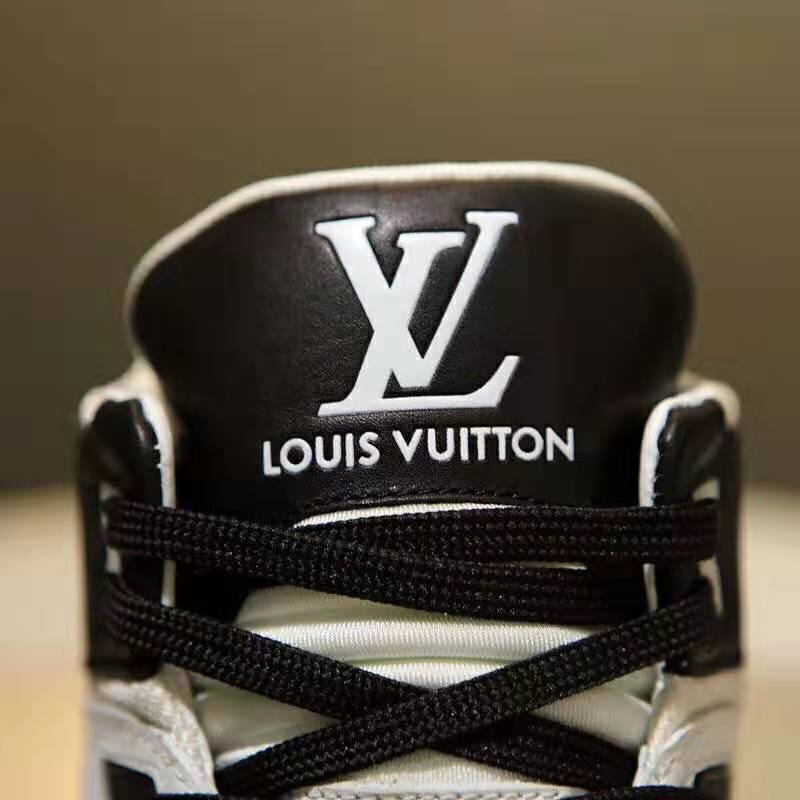 Louis Vuitton LV Unisex LV Trainer Sneaker in Calf Leather with Monogram Flowers-Black