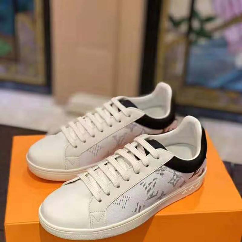 Louis Vuitton LV Unisex Luxembourg Sneaker in White Grained Calf Leather-Black