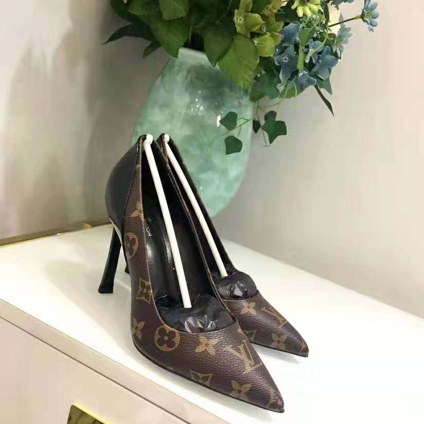 Louis Vuitton LV Women Chérie Pump in Patent Monogram Canvas and Patent Calf Leather