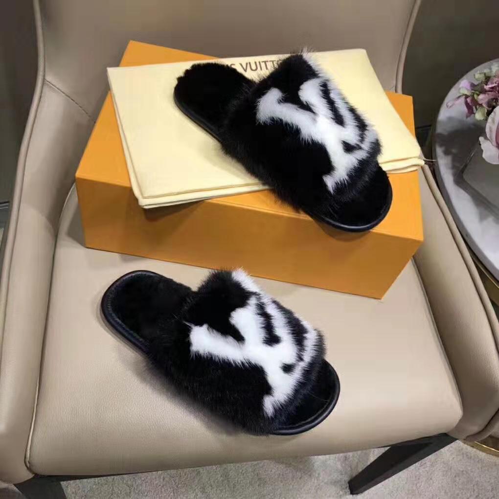 Louis Vuitton LV Women Homey Flat Mule in Mink Fur-Black