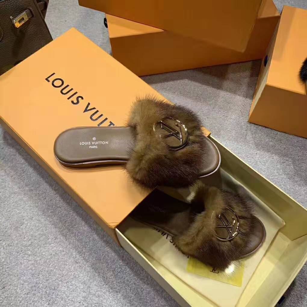 Louis Vuitton LV Women Lock It Mule in Mink and Leather-Brown