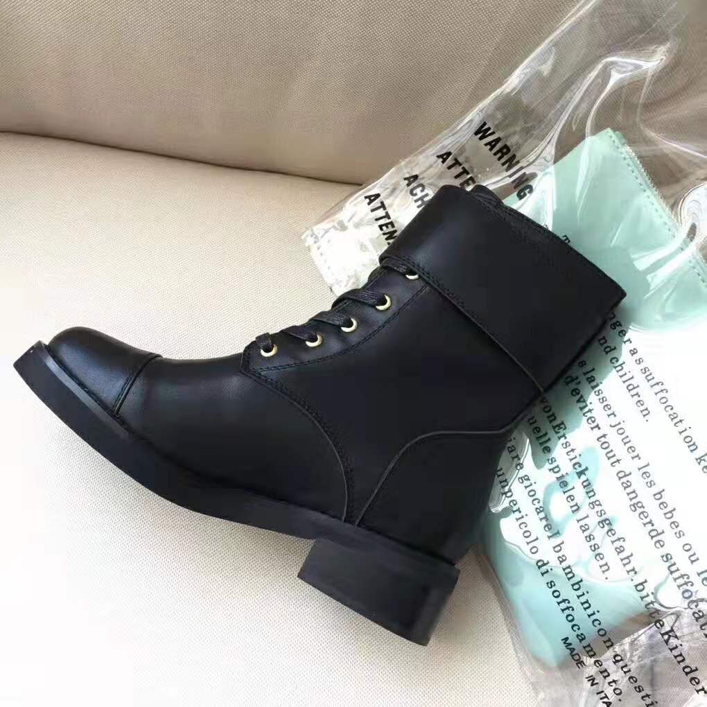 Louis Vuitton LV Women Wonderland Ranger Boot in Plain Calf Leather-Black