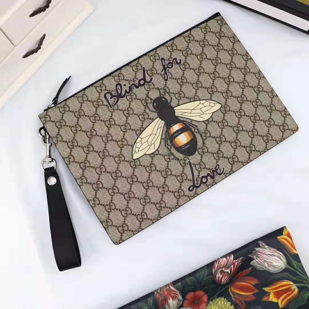 G*u*i gg men G*u*i bestiary pouch with bee in beige/ebony soft gg supreme with bee