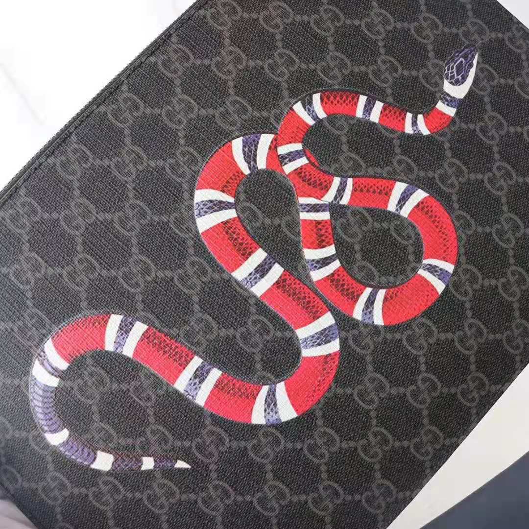 G*u*i gg men G*u*i bestiary pouch with kingsnake in black/grey gg supreme canvas