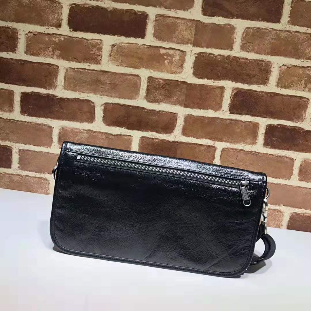 G*u*i gg men medium soft leather messenger bag in soft black leather