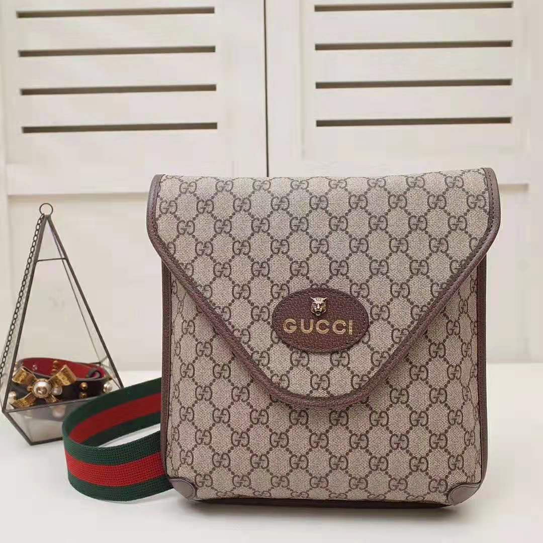 G*u*i gg unisex neo vintage gg medium messenger in beige/ebony gg supreme canvas