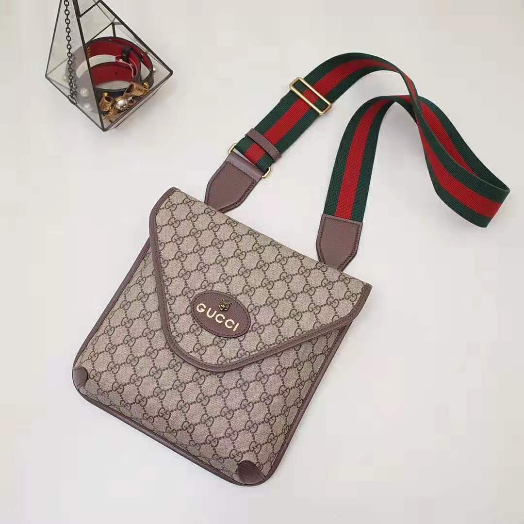 G*u*i gg unisex neo vintage gg medium messenger in beige/ebony gg supreme canvas