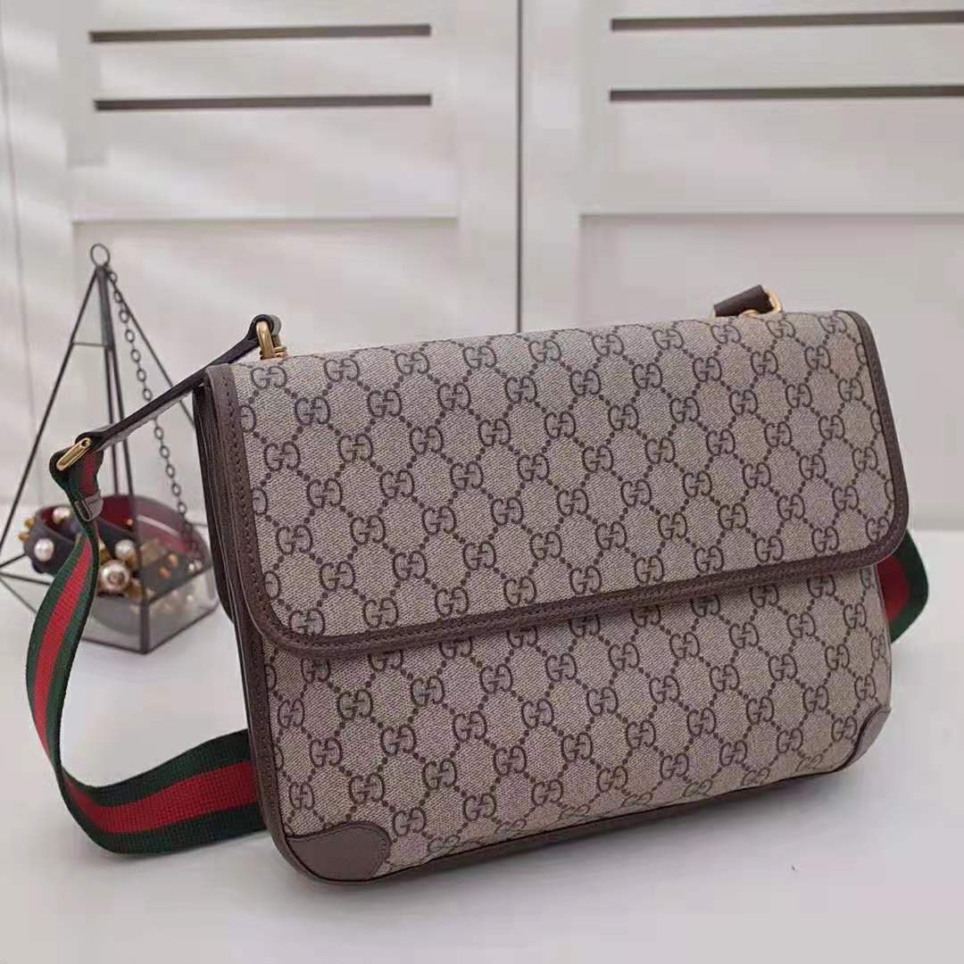 G*u*i gg unisex neo vintage messenger bag in beige/ebony gg supreme canvas