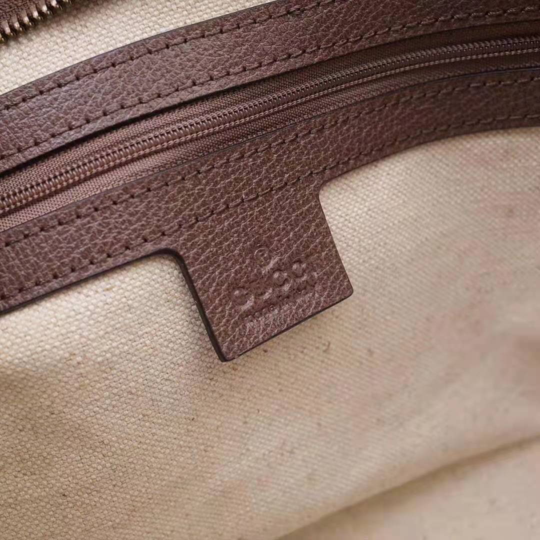 G*u*i gg unisex ophidia gg toiletry case in beige/ebony gg supreme canvas