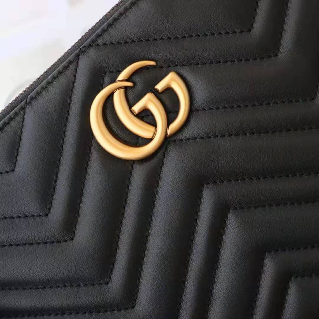 G*u*i gg women gg marmont leather pouch in black matelassé chevron leather with heart