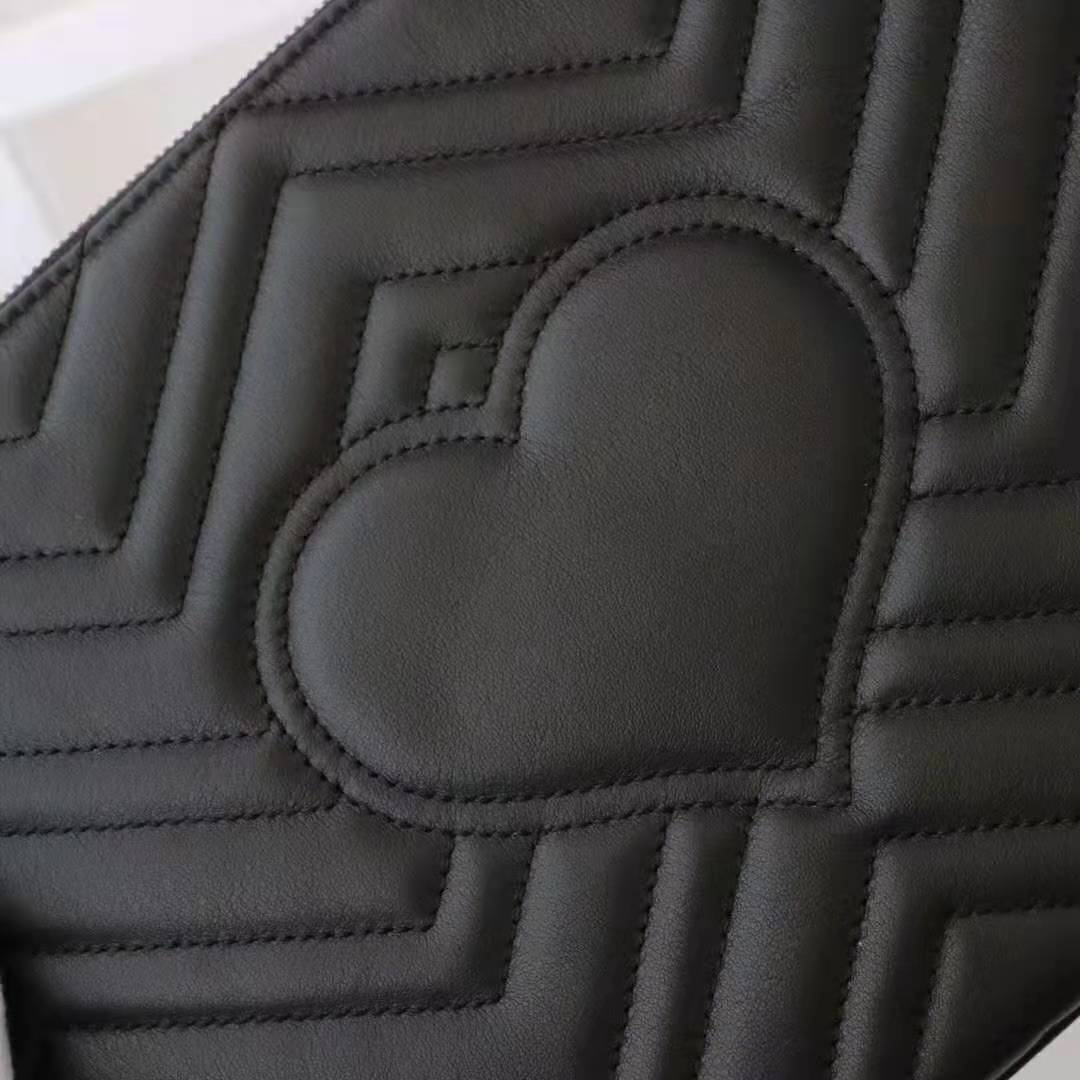 G*u*i gg women gg marmont leather pouch in black matelassé chevron leather with heart