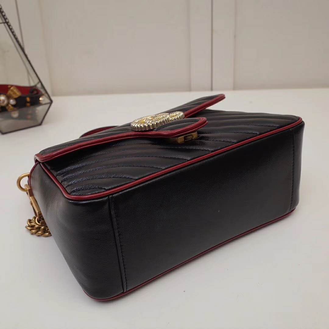 G*u*i gg women gg marmont small top handle bag in black diagonal matelassé leather