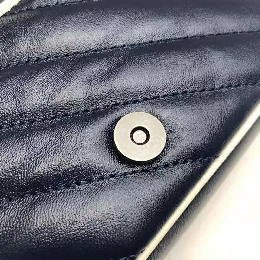 G*u*i gg women gg marmont super mini bag in blue diagonal matelassé leather